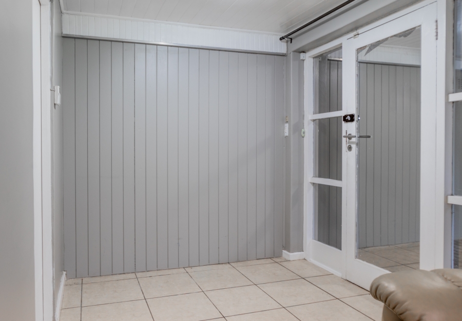 5 Bedroom Property for Sale in Milnerton Central Western Cape